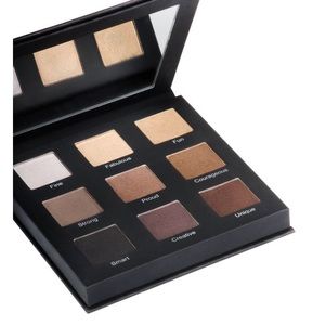 BE YOUR OWN KIND OF BEAUTY EYESHADOW PALETTE